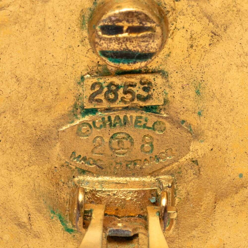 CHANEL Authentic Vintage Green Logo Earrings - Picture 6 of 6